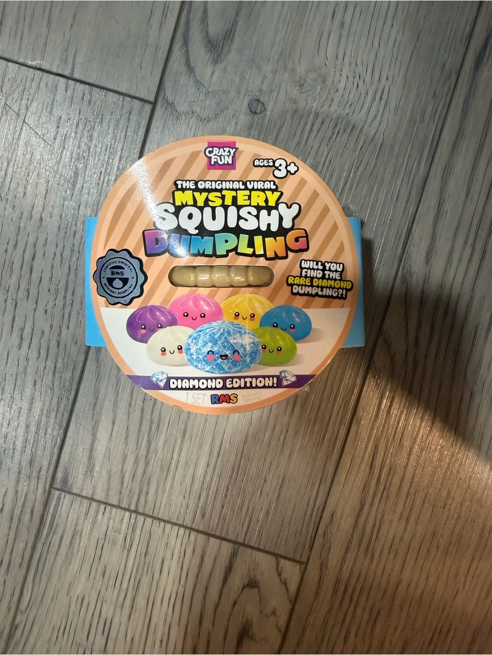 Crazy Fun Mystery Squishy Dumpling Diamond Edition -